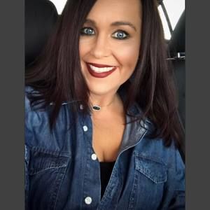 Meet your Posher, Anniesa